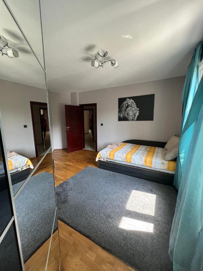 Chaika Sea Apartment Varna Luaran gambar